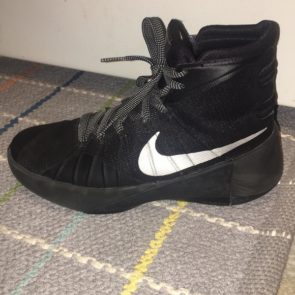NIKE HYPERDUNK 2015 - Picture 3 of 7